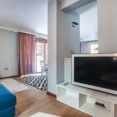 Boutique House Close To The Residency Villa