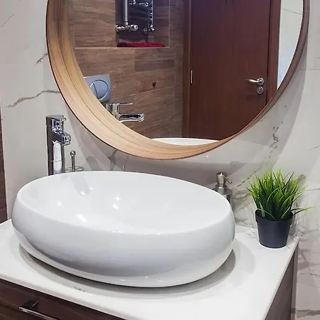 Boutique House Close To The Residency *